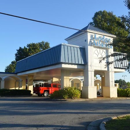 Lodge Atlanta Doraville Exterior photo